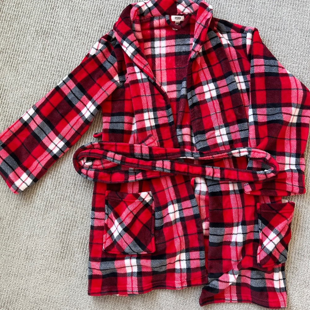 Victoria’s Secret PINK robe